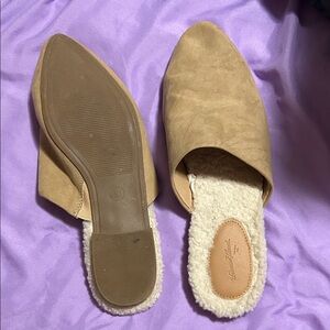 Universal Thread Tan Faux Suede Loafers